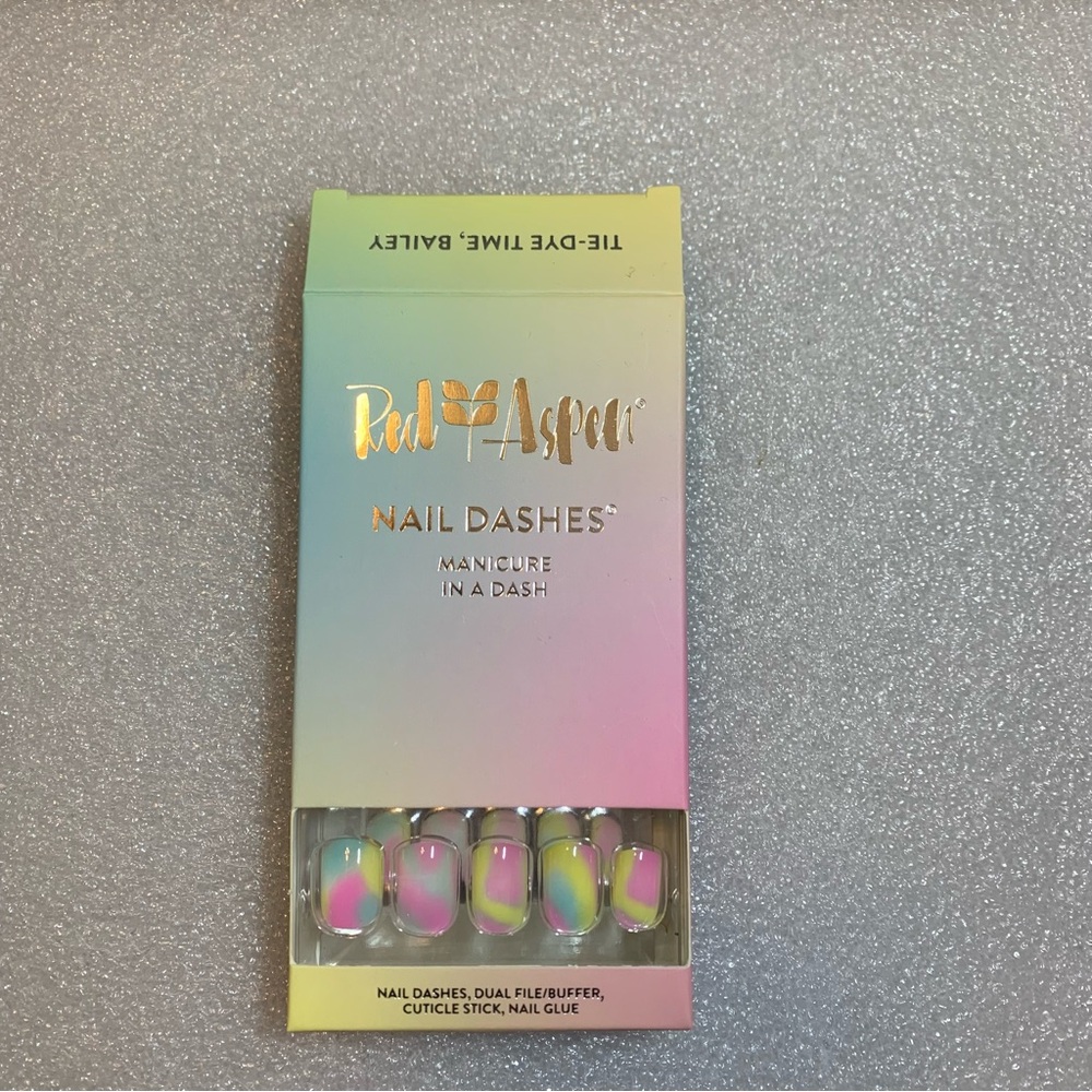 Red Aspen Pastel Press-On Nails